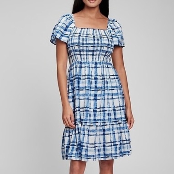 GAP Dresses & Skirts - Gap Blue and White Checked Puff-Sleeve Midi Dress With Smocked Bodice